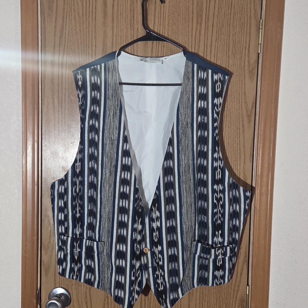 ONE WORLD Trading Co. Vest